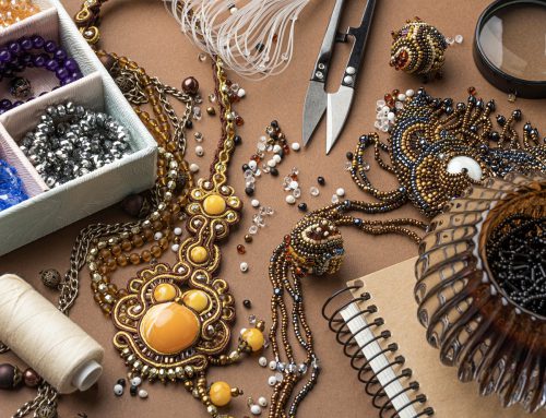 Sieraden met een Boodschap: Het Verstrekken van Betekenis en Persoonlijkheid
